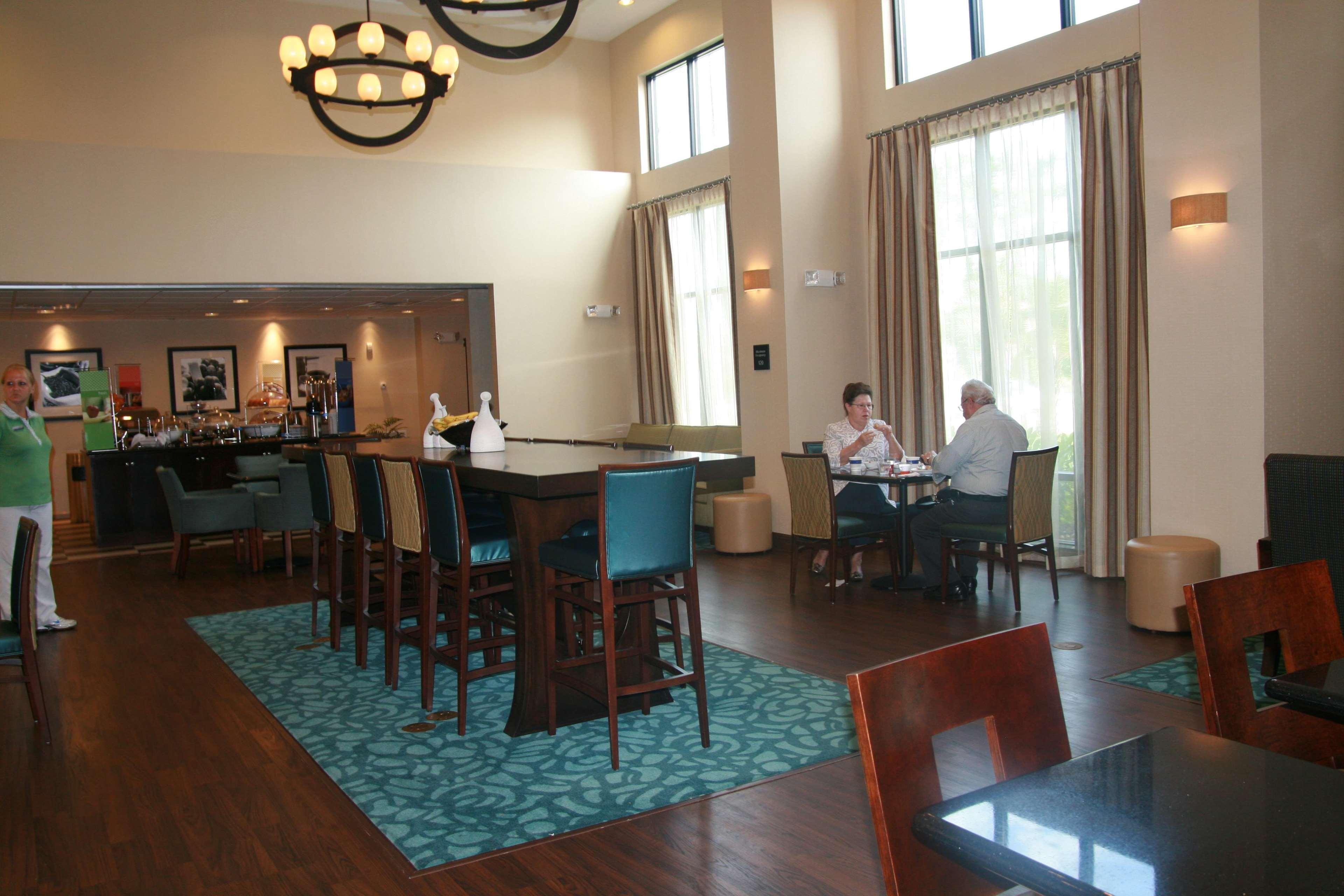 Hampton Inn & Suites Baton Rouge/Port Allen Restaurant foto